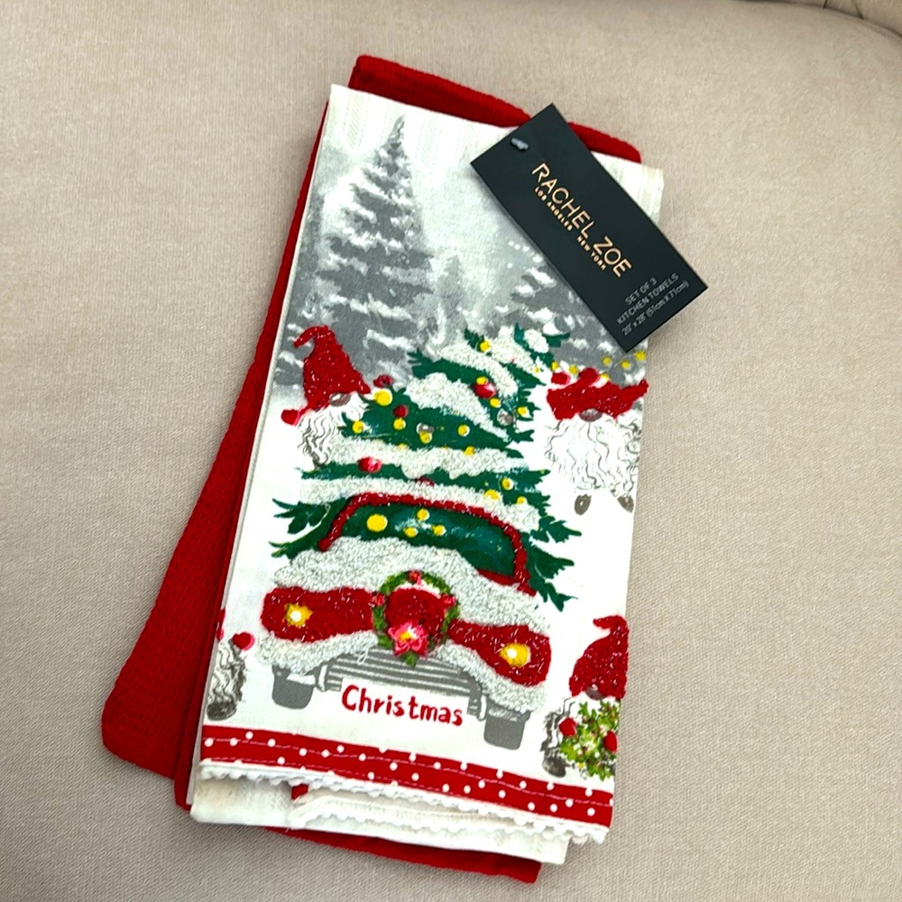 NWT Rachel Zoe Gnome Christmas Kitchen Towels